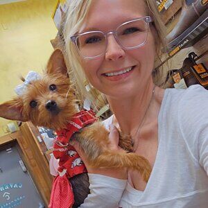 Meet your Posher, Amber